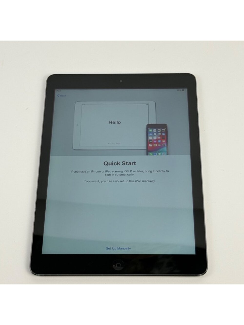 Apple IPad Air 1st Generation A1474 16BG Wi-Fi 9.7 in Space Gray